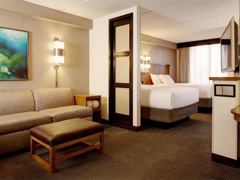 Hyatt Place Greensboro Εξωτερικό φωτογραφία