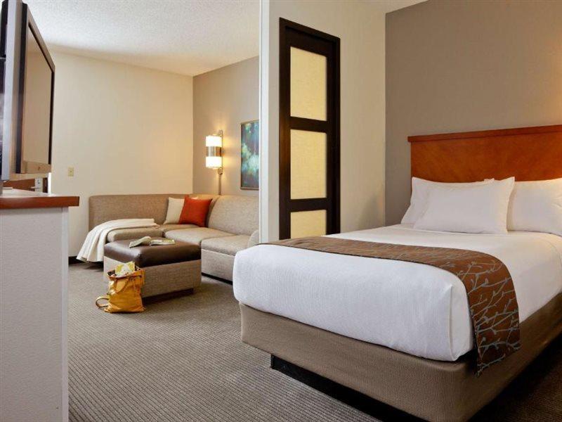 Hyatt Place Greensboro Εξωτερικό φωτογραφία