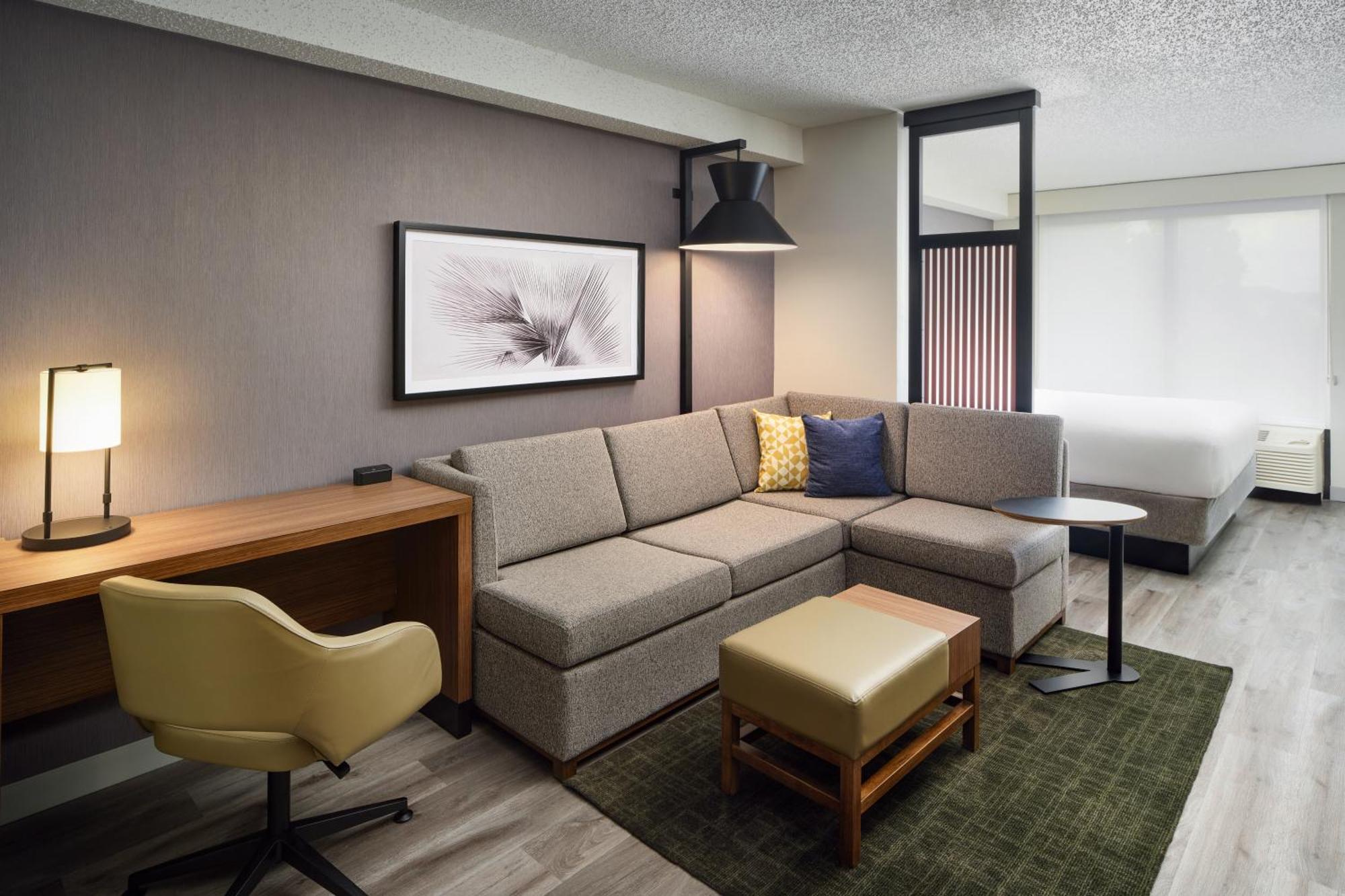 Hyatt Place Greensboro Εξωτερικό φωτογραφία